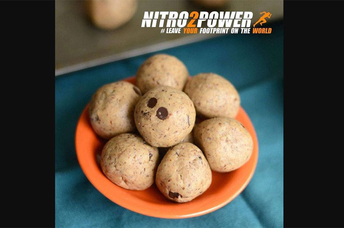 Chocolate Chip Cookie Dough Protein Balls by The Protein Works